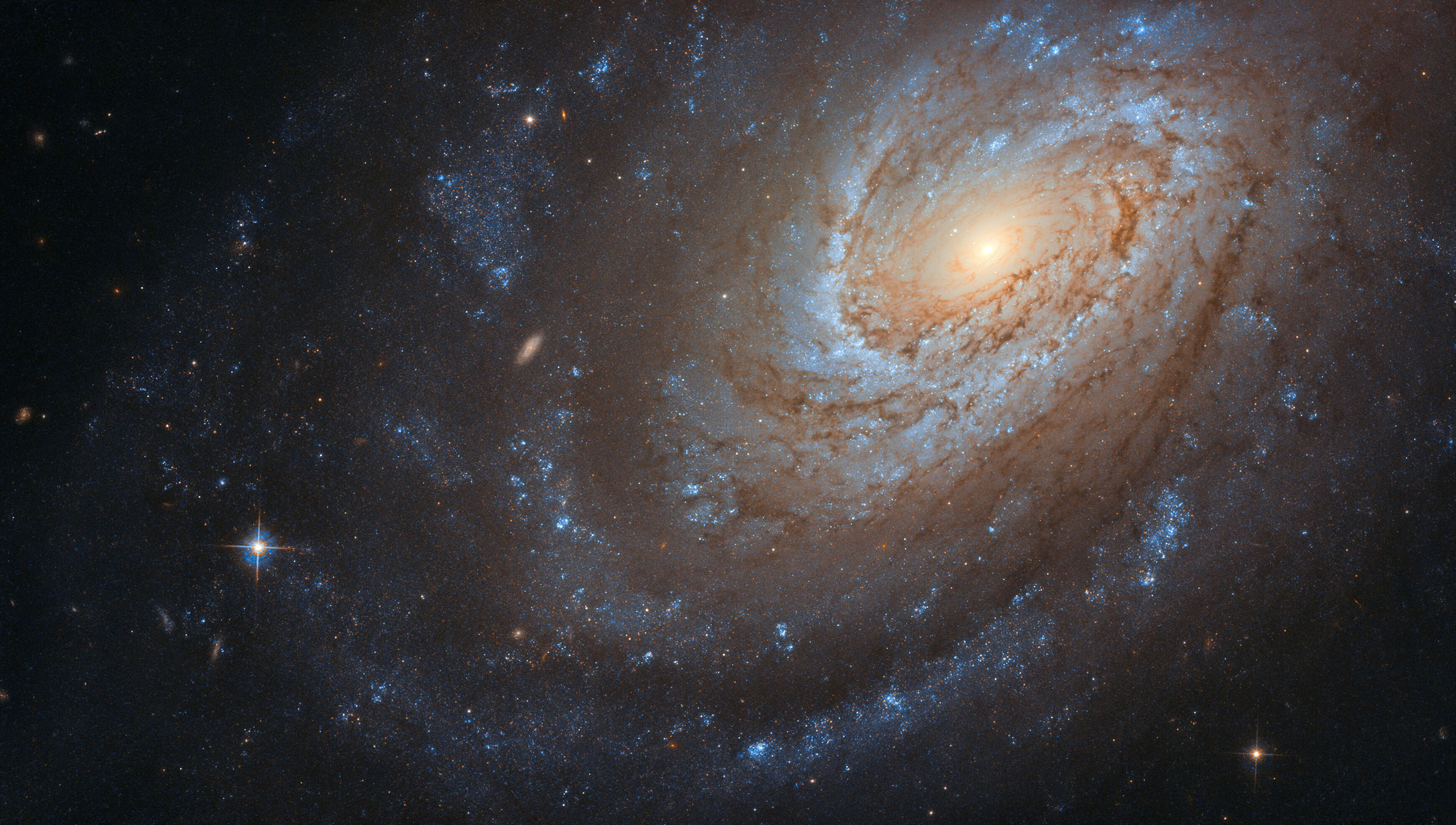 AstroSounds-cannibal-galaxy-NASA